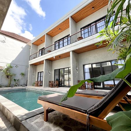 Adi Surya Guest House Seminyak Eksteriør billede