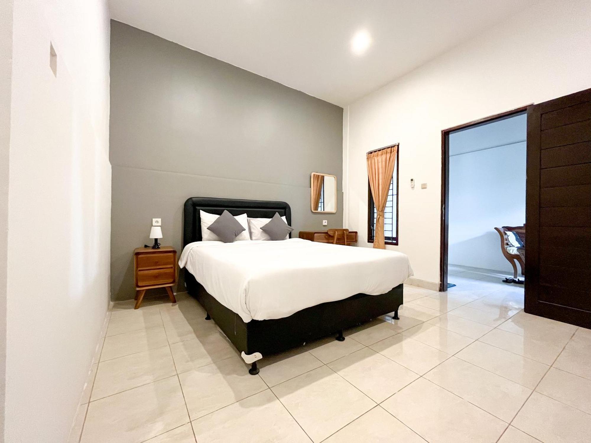 Adi Surya Guest House Seminyak Eksteriør billede