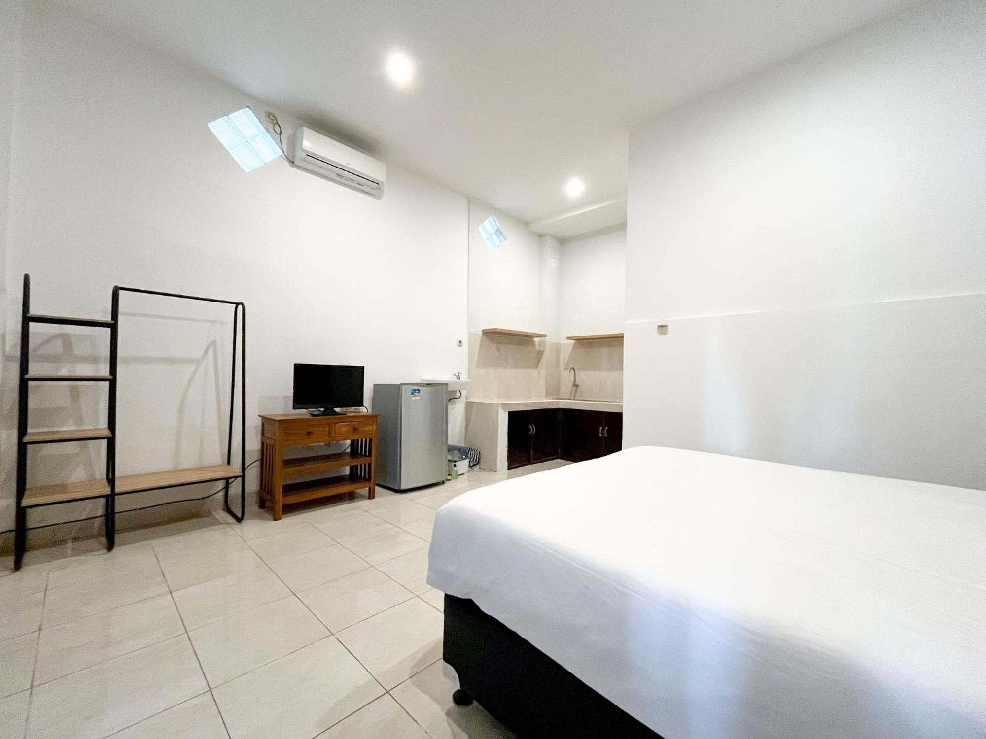 Adi Surya Guest House Seminyak Eksteriør billede