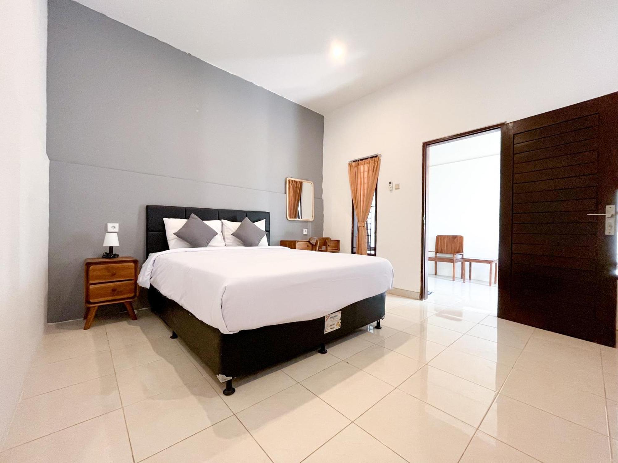 Adi Surya Guest House Seminyak Eksteriør billede